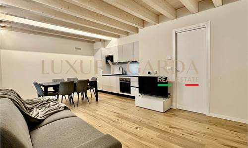 Трёхкомнатная квартира в продажа для Desenzano del Garda