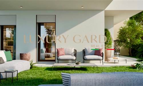 Exklusive Eleganz nur wenige Schritte vom Gardasee entfernt