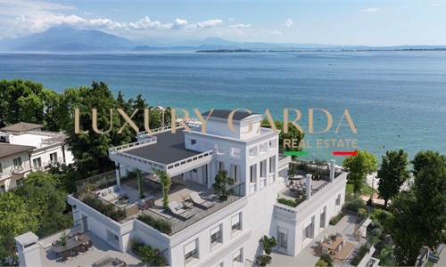 ПЕРВАЯ ЛИНИЯ ОЗЕРА | ВИЛЛА В СТИЛЕ ЛИБЕРТИ | ТЕРРАСА | ИСТОРИЧЕСКИЙ ЦЕНТР